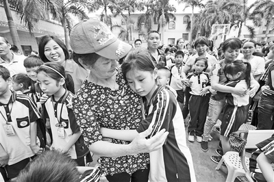 南宁:扶壮学校举行感恩励志活动