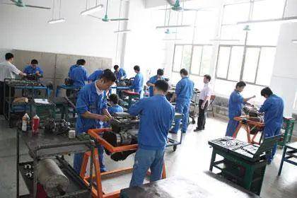 嫁人不嫁凤凰男,娶妻不娶扶弟魔 背后真相既现实又无奈